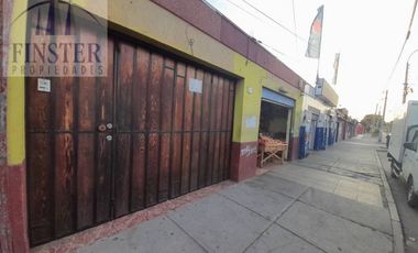 Finster Vende Gran Propiedad Con Locales Comerciales 1217m2