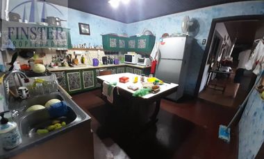 Finster Vende Gran Propiedad Con Locales Comerciales 1217m2