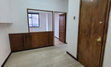 En Arriendo Excelente Oficina En Paseo Huerfanos 757 - Hogar