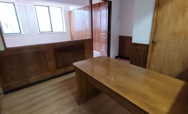 En Arriendo Excelente Oficina En Paseo Huerfanos 757 - Hogar