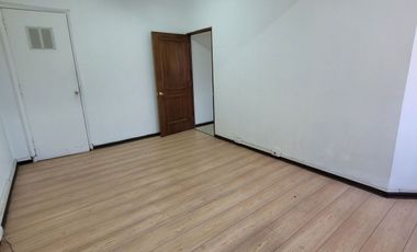 En Arriendo Excelente Oficina En Paseo Huerfanos 757 - Hogar