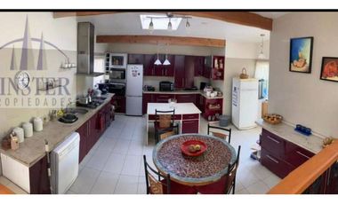Finster Vende Espectacular Casa El Retiro Quilpué En 800 Mt2