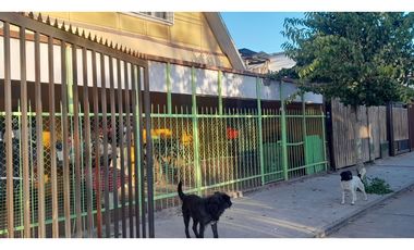 Venta de  casa En Pasaje Jazmín 1283,  Pudahue