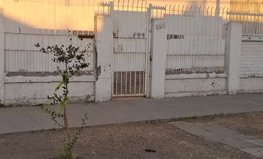 Mb Propiedades VENDE Sitio Industrial, 752 M2,  La Cisterna