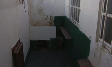 ALQUILER Dpto Av. Alte. Brown a 1 cd. Estación Lomas. Muy bajas expensas