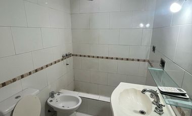 ALQUILER - VILLA MADERO - PH 4 AMBIENTES CON PATIO AL FRENTE - SIN EXPENSAS