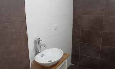 PISO 3 AMBIENTES AL FRENTE