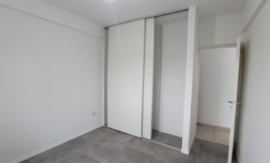 PISO 3 AMBIENTES AL FRENTE