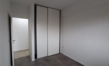 PISO 3 AMBIENTES AL FRENTE