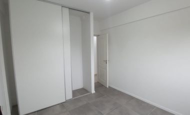 PISO 3 AMBIENTES AL FRENTE