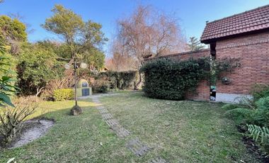 CHALET DE 4 AMB CON PISCINA EN COUNTRY EL PARAISO