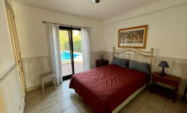 CHALET DE 4 AMB CON PISCINA EN COUNTRY EL PARAISO