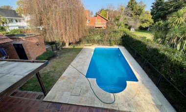 CHALET DE 4 AMB CON PISCINA EN COUNTRY EL PARAISO