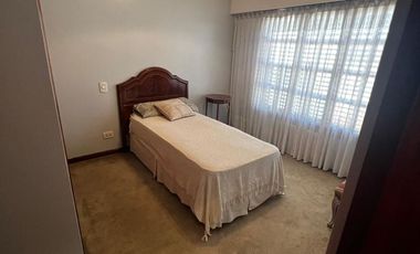 VALENTIN ALSINA - PALLARES 1500. CHALET 4 AMBIENTES