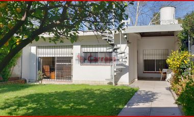 CASA 3 amb en VENTA en Villa Ballester excelente ubicacion
