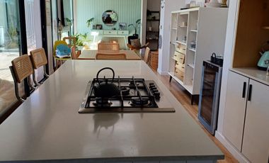 VENTA IMPECABLE PROPIEDAD EN EL BARRIO PRIVADO MONET. LOS CARDALES