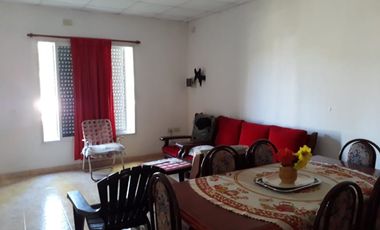 Se Vende Casa en Coronel Du Graty, Chaco- sobre asfalto