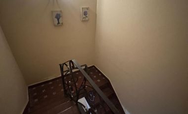 Venta Casa 5 Ambientes con Patio y Garaje en Temperley.