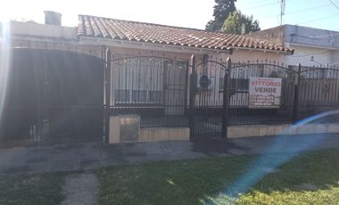VENTA CHALET 5 AMB MORON