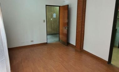 SE VENDE DPTO AL FRENTE 2 AMB.   PB  CON PATIO EN LOMAS DEL MIRADOR