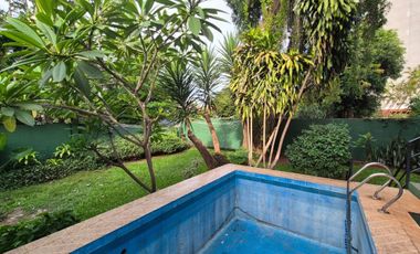 IMPERDIBLE DEPARTAMENTO EN VENTA DE 2 DORMITORIOS CON PISCINA Y JARDÍN DE USO EXCLUSIVO.-