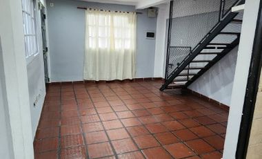Duplex en alquiler en Lanus Oeste
