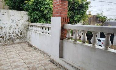 Duplex en alquiler en Lanus Oeste