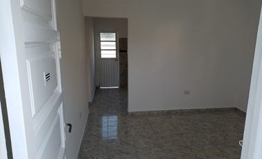 Casa en alquiler en Ramos Mejia Sur