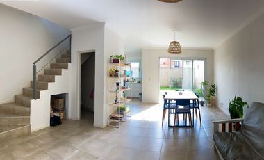 DUPLEX EN VENTA 3 AMB C/ PATIO - APTO CRÉDITO