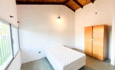 CASA DE DOS DORMITORIOS - VENTA - OLIVEROS