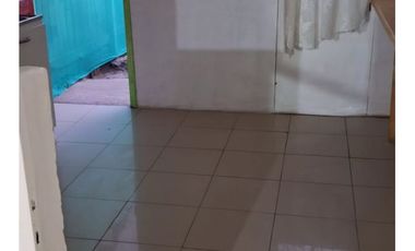 Se Arrienda Casa De 2 Pisos En Villa El Alamo, Melipilla