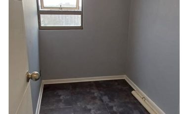 Se Arrienda Depto De 3 Dormitorios 1 Baño, En Metro Quinta N