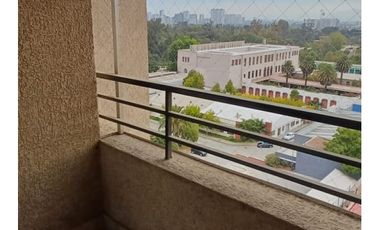 Se Arrienda Depto De 3 Dormitorios 1 Baño, En Metro Quinta N