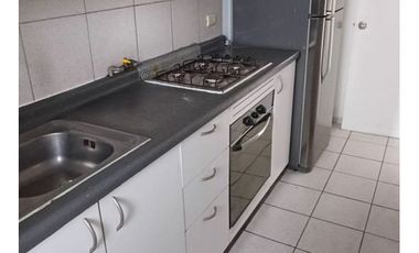 Se Arrienda Depto De 3 Dormitorios 1 Baño, En Metro Quinta N