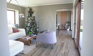 Casa En Venta En Mercedes, Talca