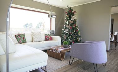 Casa En Venta En Mercedes, Talca