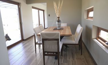 Casa En Venta En Mercedes, Talca