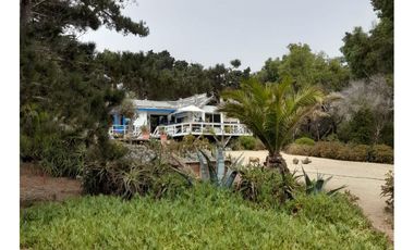 Parcela Con Casa Priincipal Y Cabañas