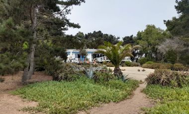 Parcela Con Casa Priincipal Y Cabañas