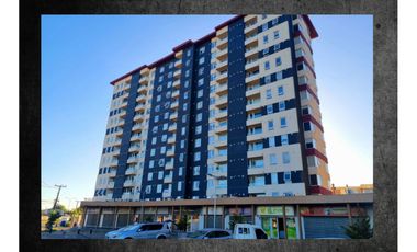 SE VENDE DEPTO COMO NUEVO EN COND PLAZA PARQUE LOS POETAS