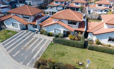 Casa En Venta Condominio El Roble, Las Rastras, Talca.