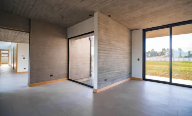 Casa En Venta Reserva Huilquilemu, Talca.