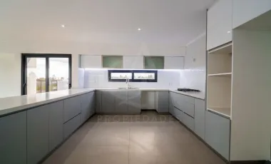 Casa En Venta Reserva Huilquilemu, Talca.