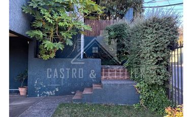 Se Vende Hermosa Casa De 3 Niveles En Sector Lomas De Mirasu