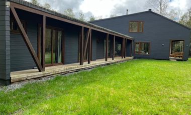 Gran Oportunidad Hermosa Y Moderna Casa -1 Há Sector Catrico