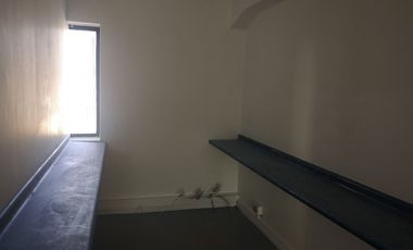 Amplia Oficina Remodelada De 354m2 Útiles, Huérfanos 786 - H