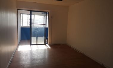 Amplia Oficina Remodelada De 354m2 Útiles, Huérfanos 786 - H