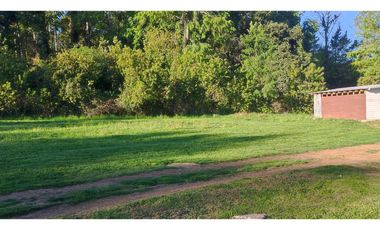 Hogares Vende Parcela De 5.000 M² Con 3 Casas En Sector Boqu