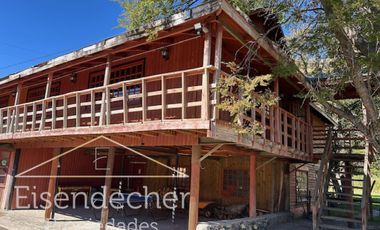 Cabañas equipadas, salón de juegos, eventos y piscina