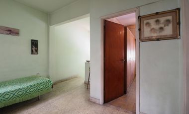 VENTA TERRENO EN EXELENTE UBICACION LANUS O